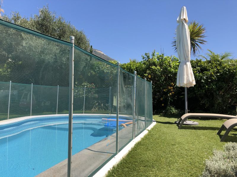 Child-Proof Mesh Barrier